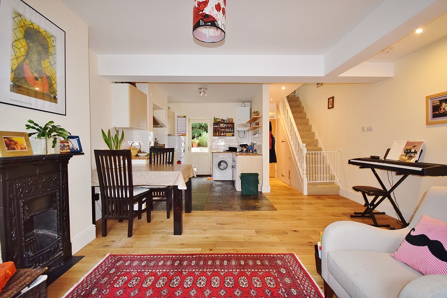 2 Bedroom Maisonette for Sale in Brighton, East Sussex, BN2 