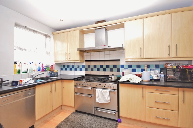 4 Bedroom House for Sale in Walthamstow, London, E17
