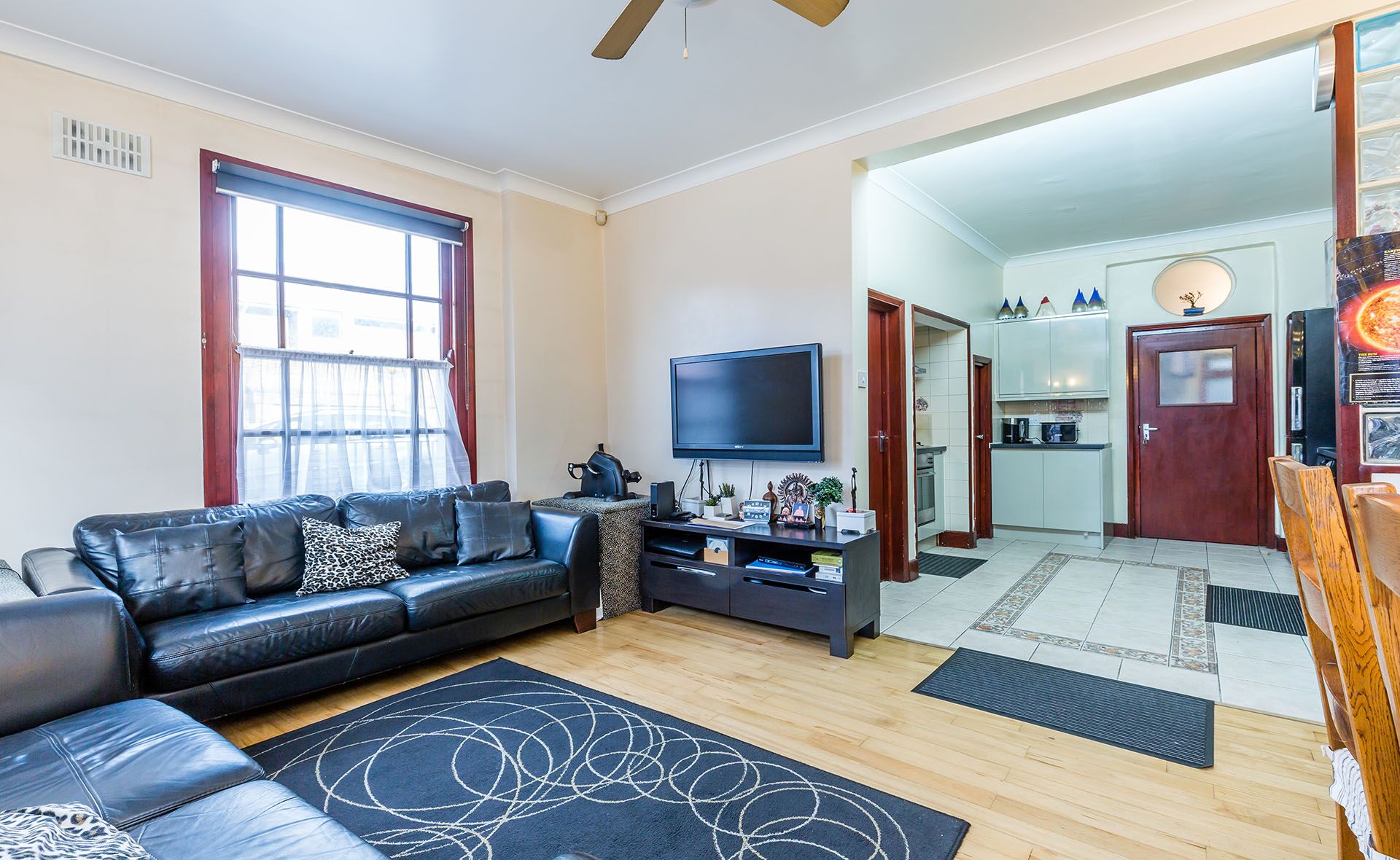 3 Bedroom House for Sale in Camden Town, London, NW1