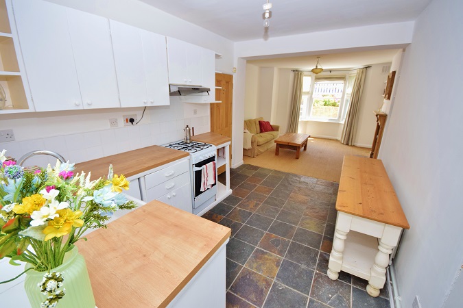 2 Bedroom Maisonette for Sale in Maida Vale, London, W9