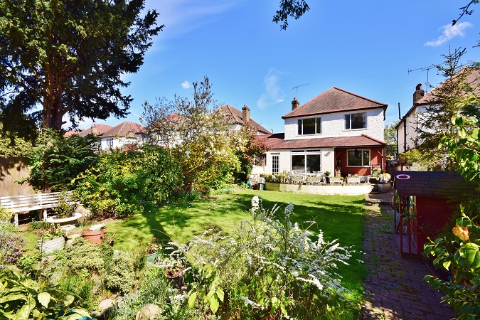 4 bedroom House for Sale in Ealing, London W5
