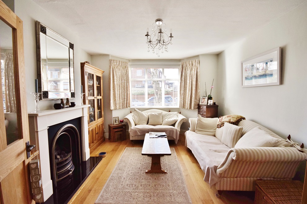 4 Bedroom House for Sale in North London, EN5